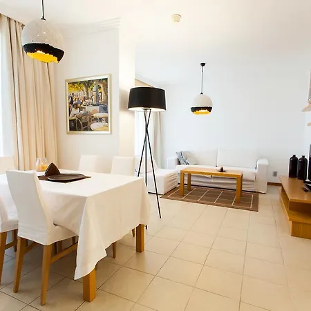 Emerald Dh Apartment